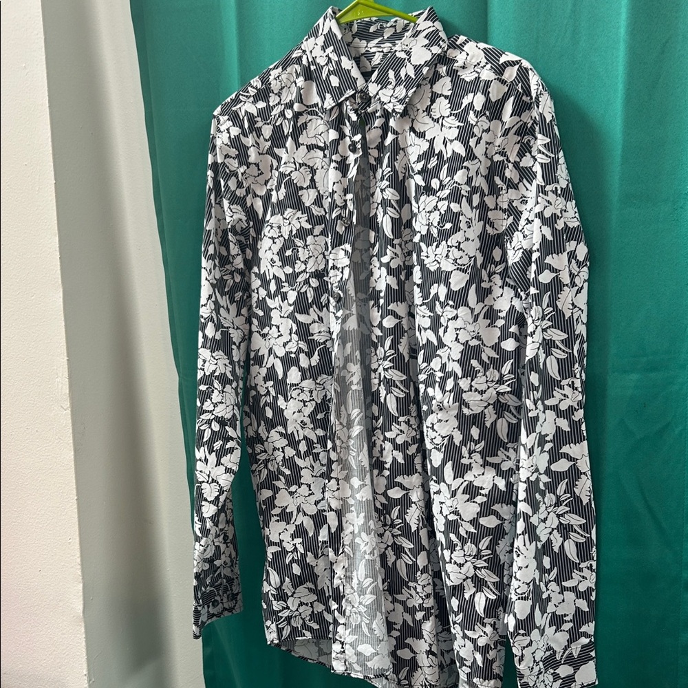 JF J.Ferrar Black and White Floral Shirt